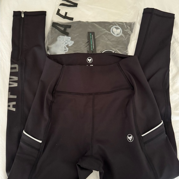 Alpha Forward Women’s Tech Leggings NWT Black (M) - Picture 4 of 11